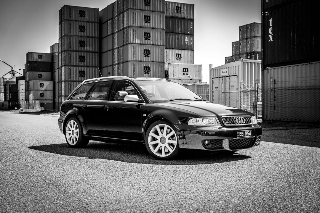 2001 Audi B5 RS4 Avant - Image 4 of 31