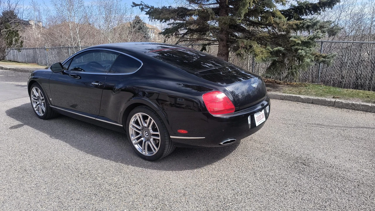 2010 Bentley Continental GT 1st Gen - Image 15 of 31