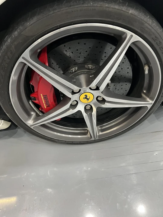 2015 Ferrari 458 Spider - Image 24 of 31
