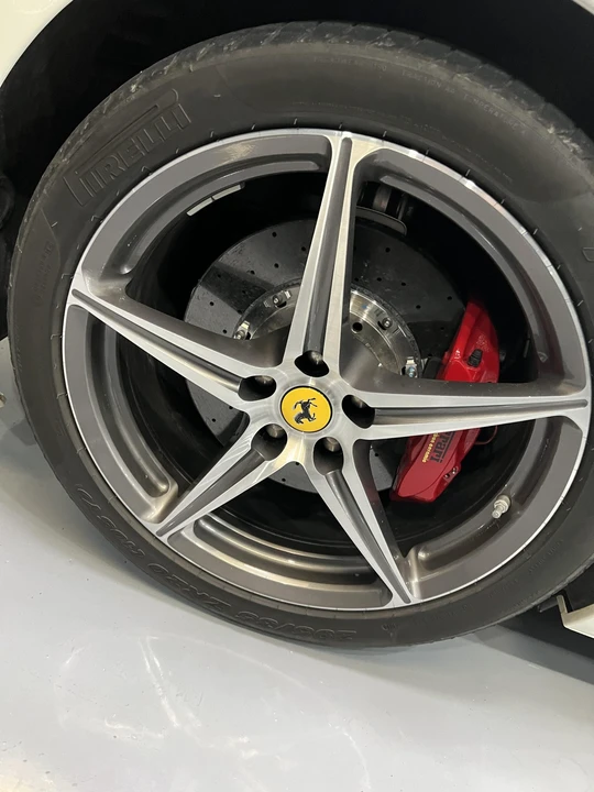 2015 Ferrari 458 Spider - Image 26 of 31