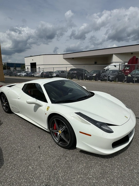 2015 Ferrari 458 Spider - Image 4 of 31