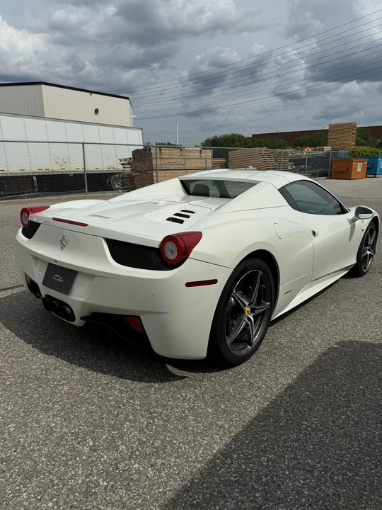 2015 Ferrari 458 Spider - Image 5 of 31