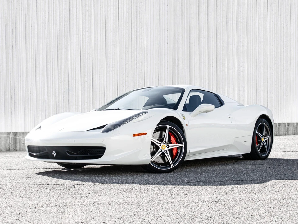 2015 Ferrari 458 Spider - Image 10 of 31