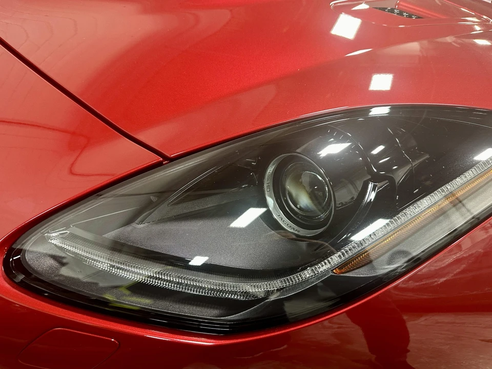 2016 Jaguar F-Type R 1st Gen - Image 25 of 31