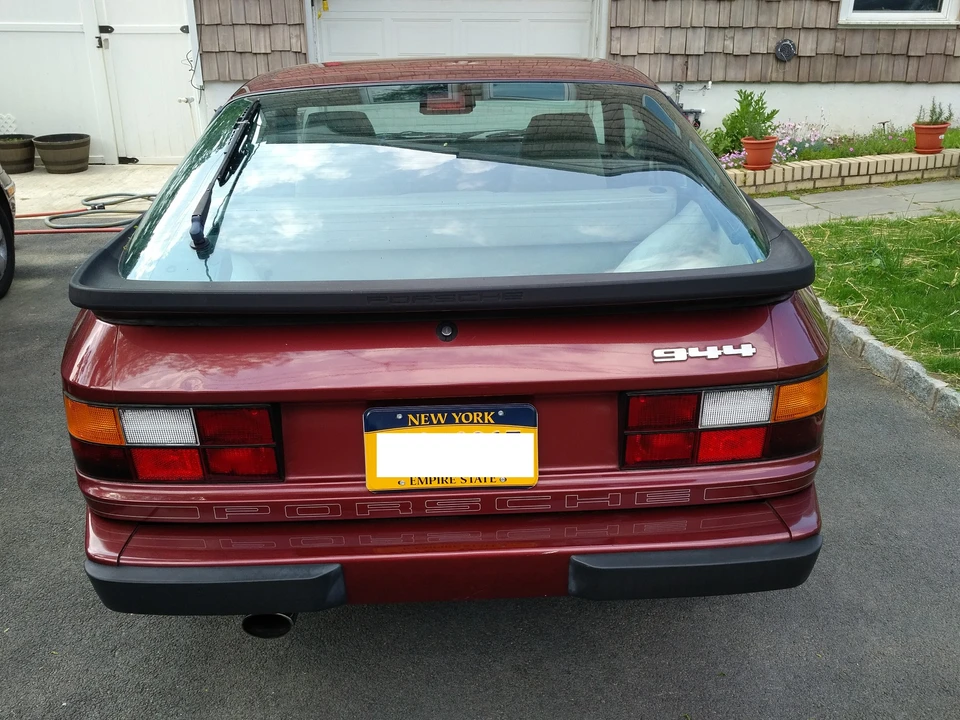 1986 Porsche 944 - Image 8 of 31