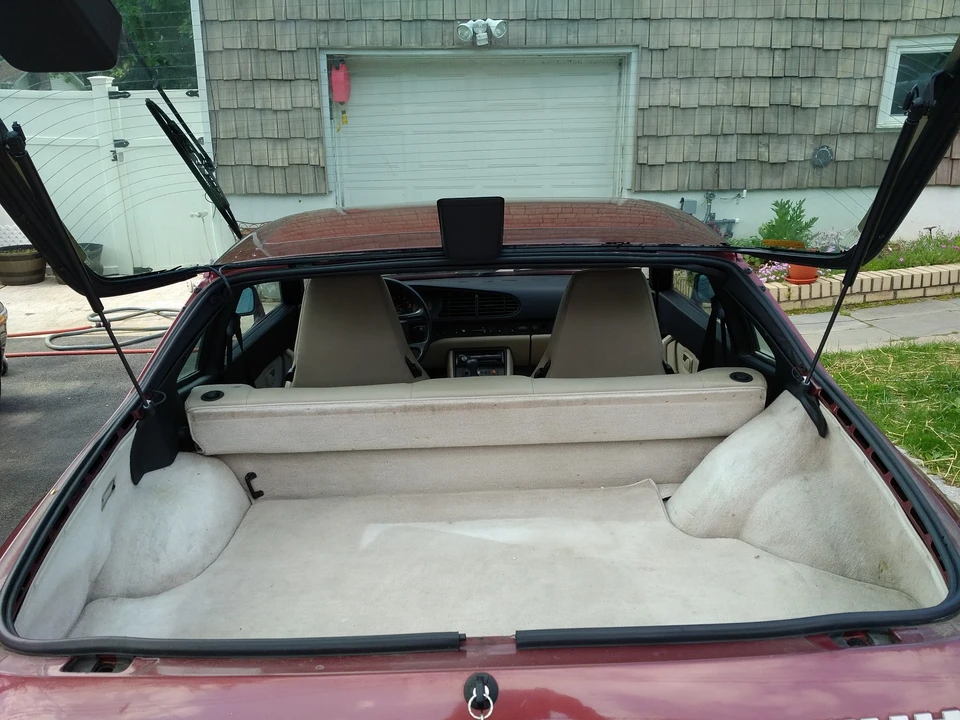 1986 Porsche 944 - Image 29 of 31