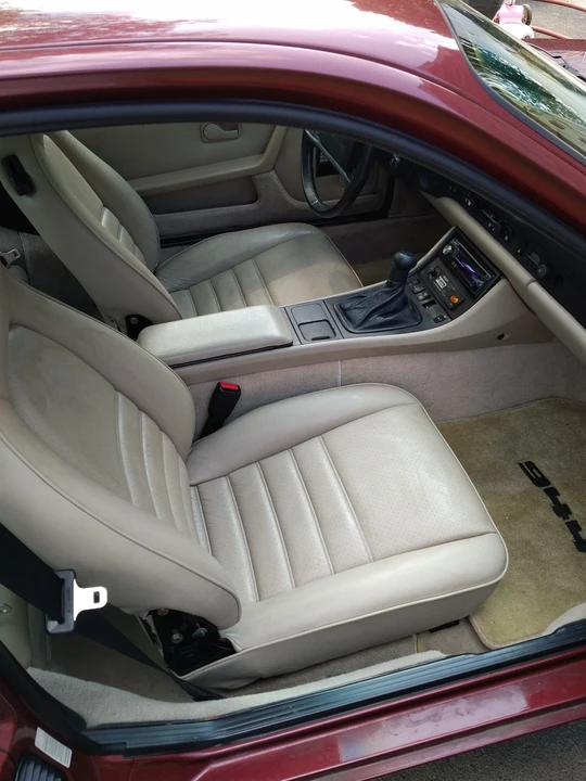 1986 Porsche 944 - Image 18 of 31