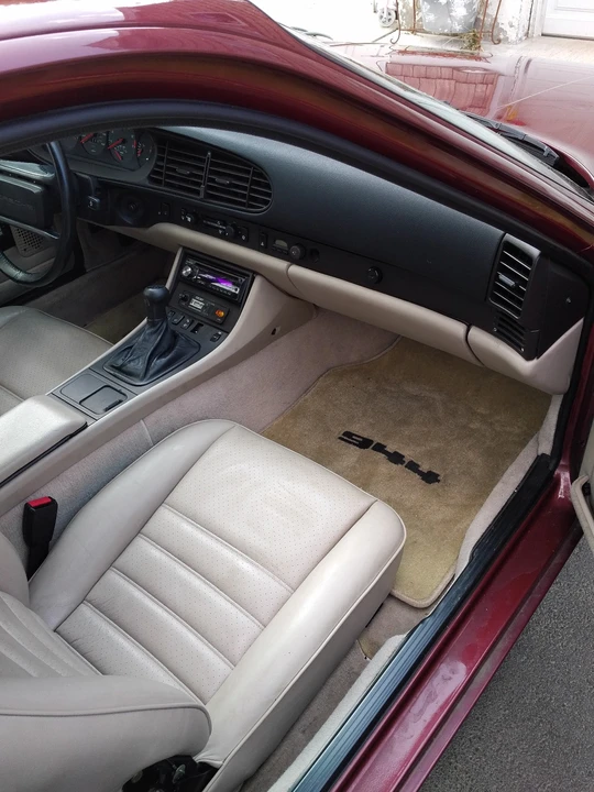 1986 Porsche 944 - Image 19 of 31