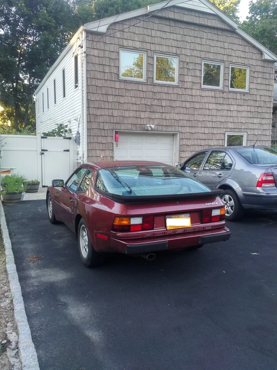1986 Porsche 944 - Image 3 of 31