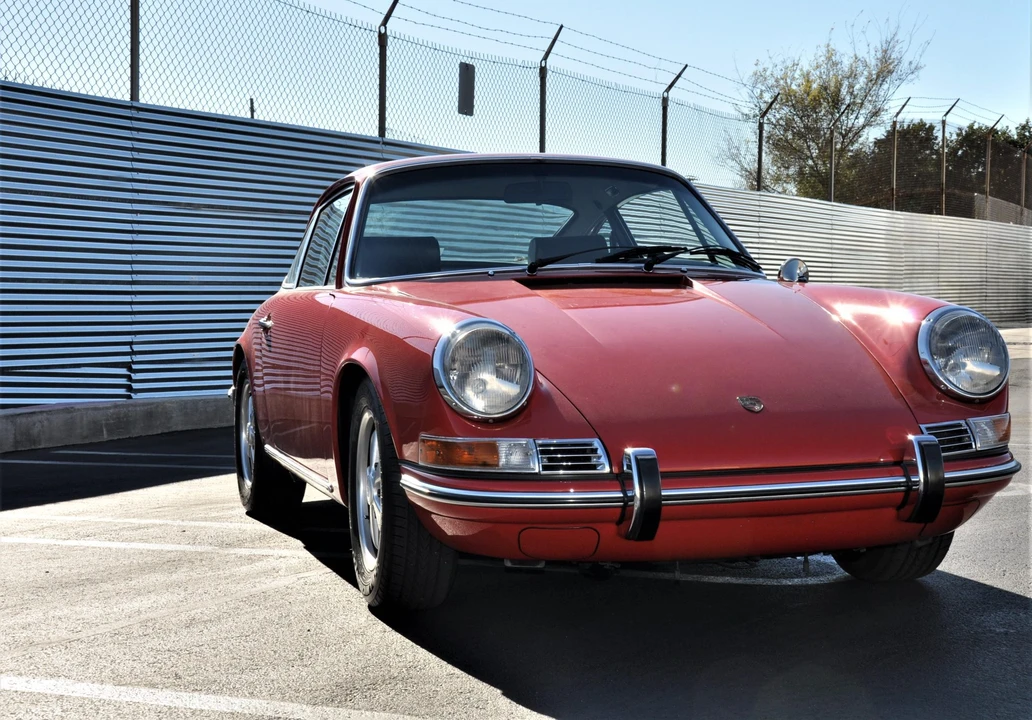 1970 Porsche 911 T F-Body LWB - Image 13 of 31