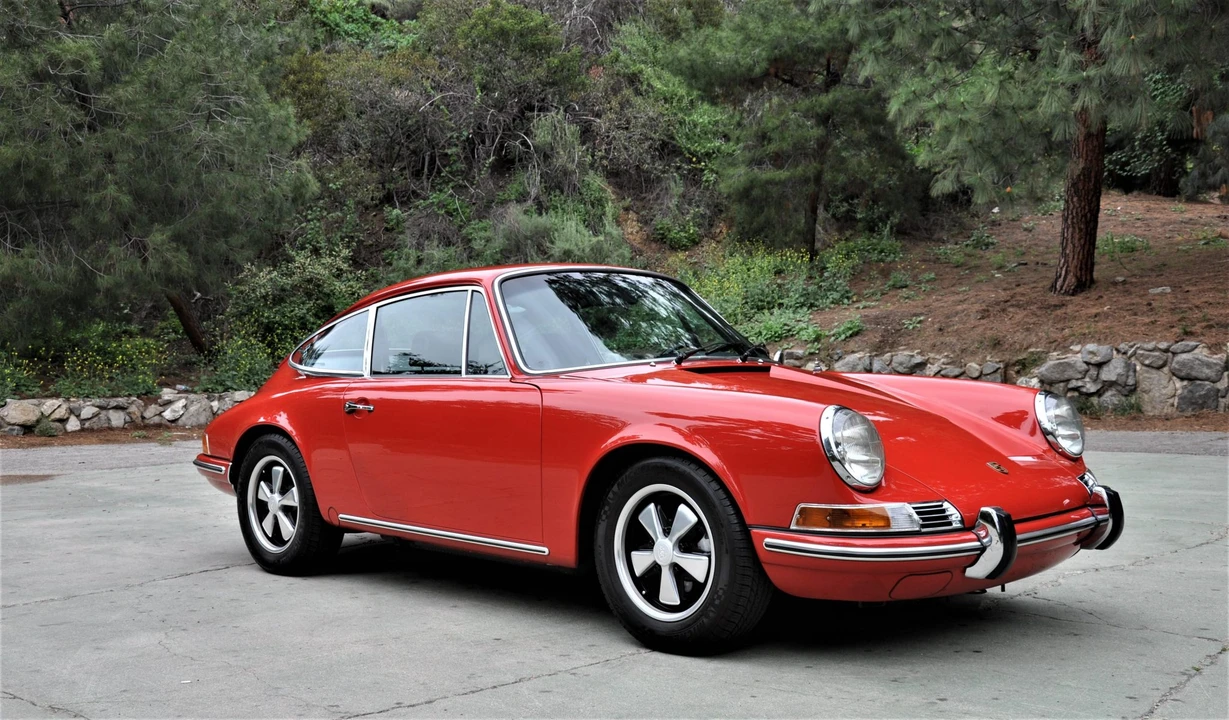 1970 Porsche 911 T F-Body LWB - Image 15 of 31