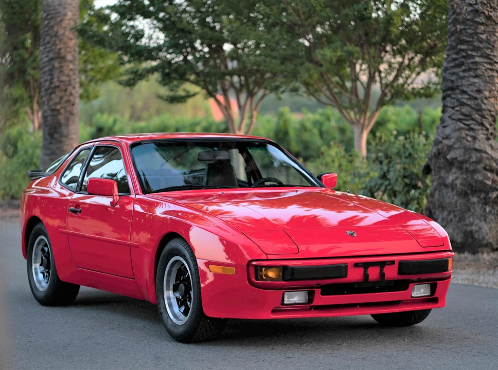 1983 Porsche 944 - Image 10 of 31