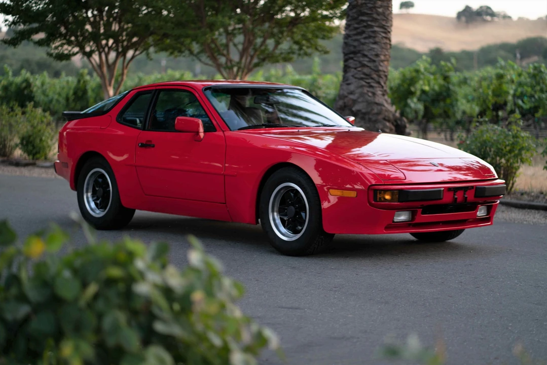 1983 Porsche 944 - Image 11 of 31