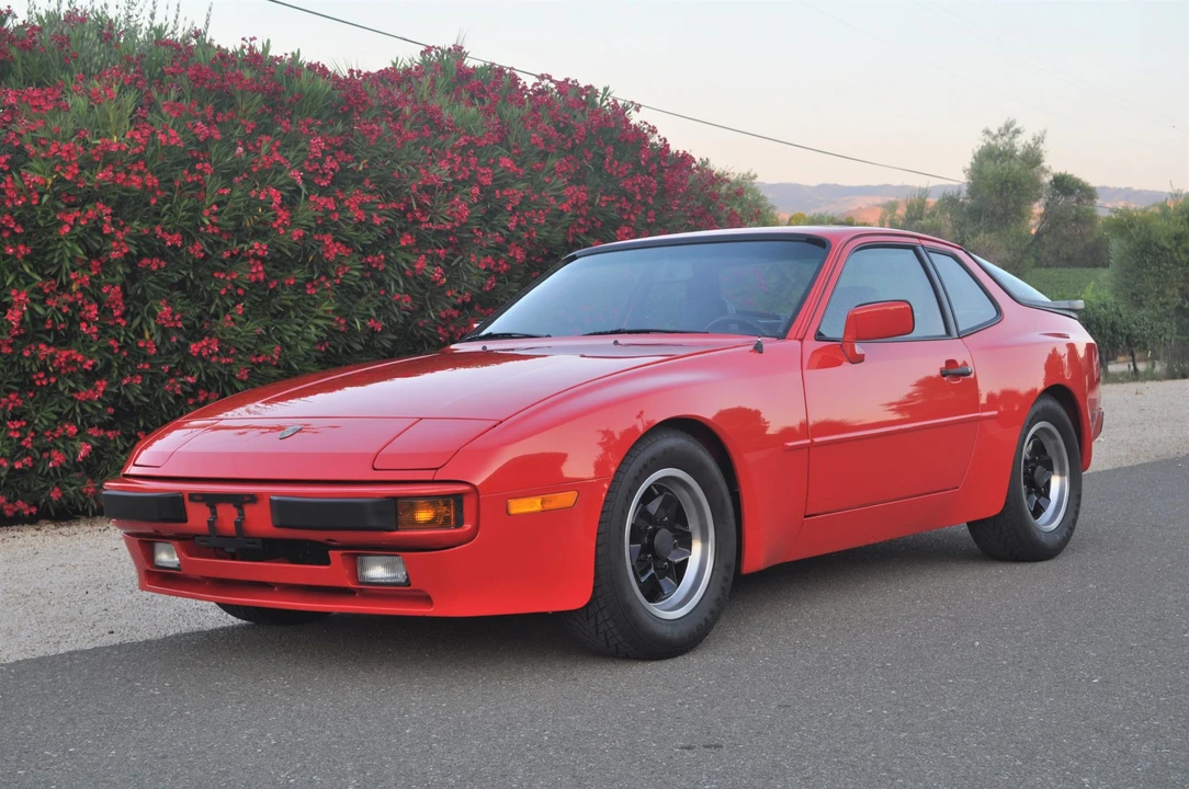 1983 Porsche 944 - Image 5 of 31