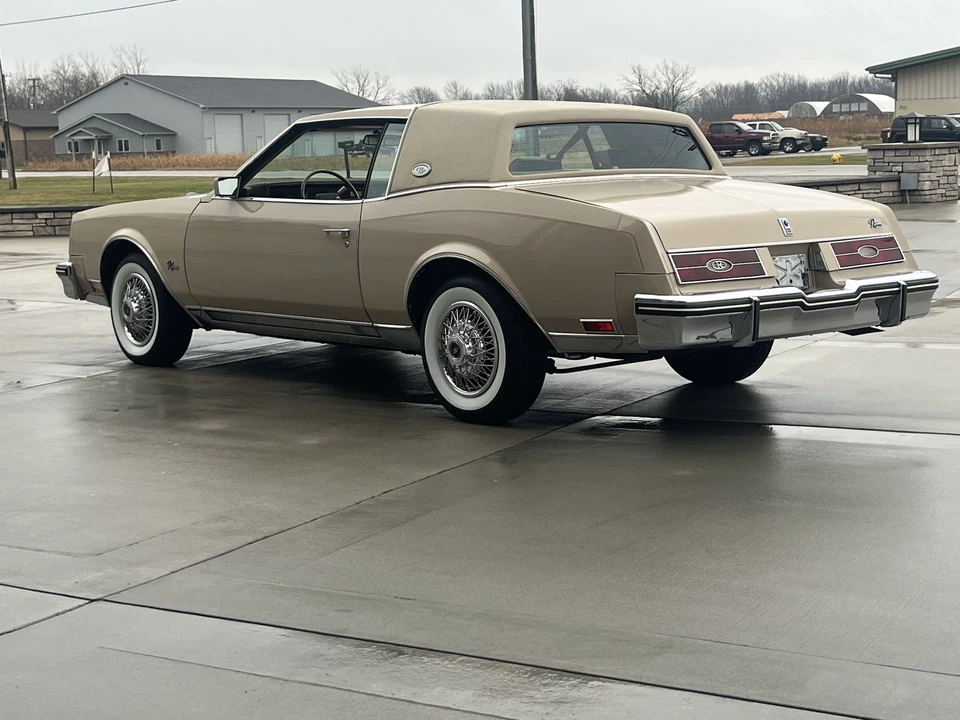 1985 Buick Riviera 4th-7th Gen - Image 11 of 31