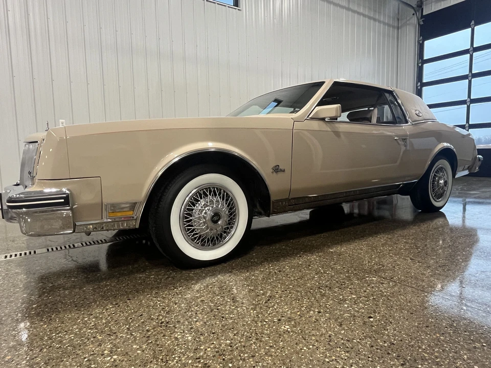 1985 Buick Riviera 4th-7th Gen - Image 20 of 31