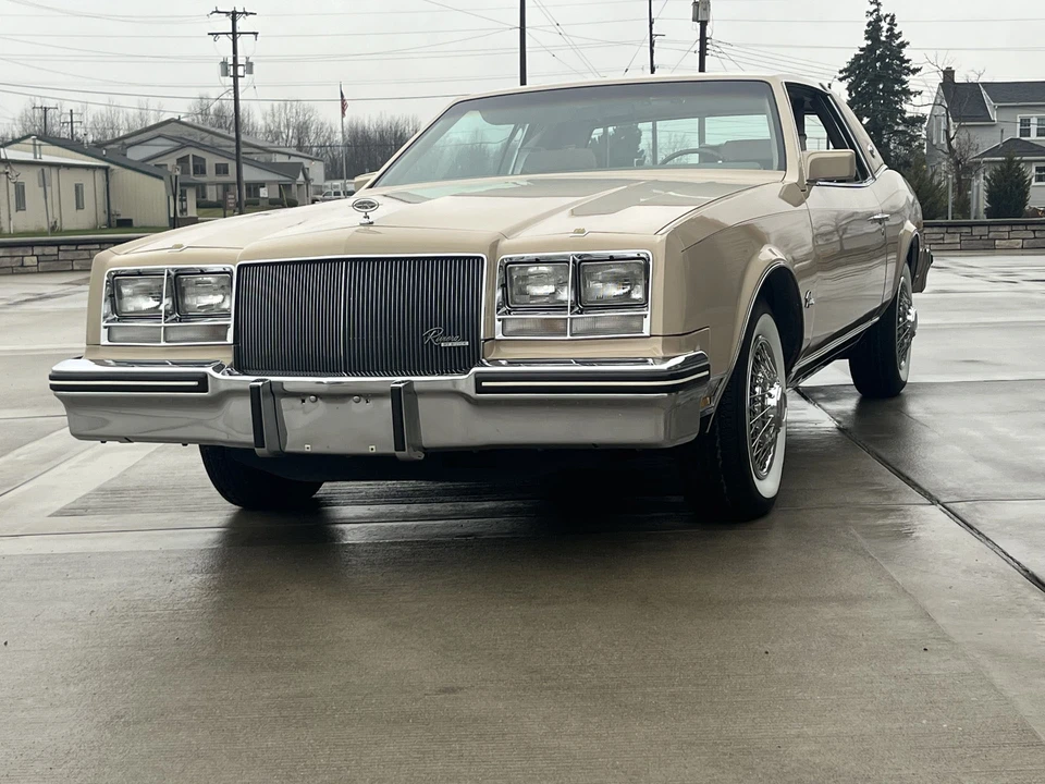 1985 Buick Riviera 4th-7th Gen - Image 14 of 31
