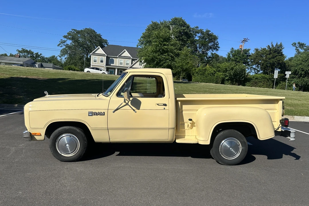 1985 Dodge Ram 1st Gen - Image 17 of 31