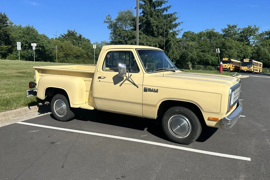 1985 Dodge Ram 1st Gen - Image 27 of 31