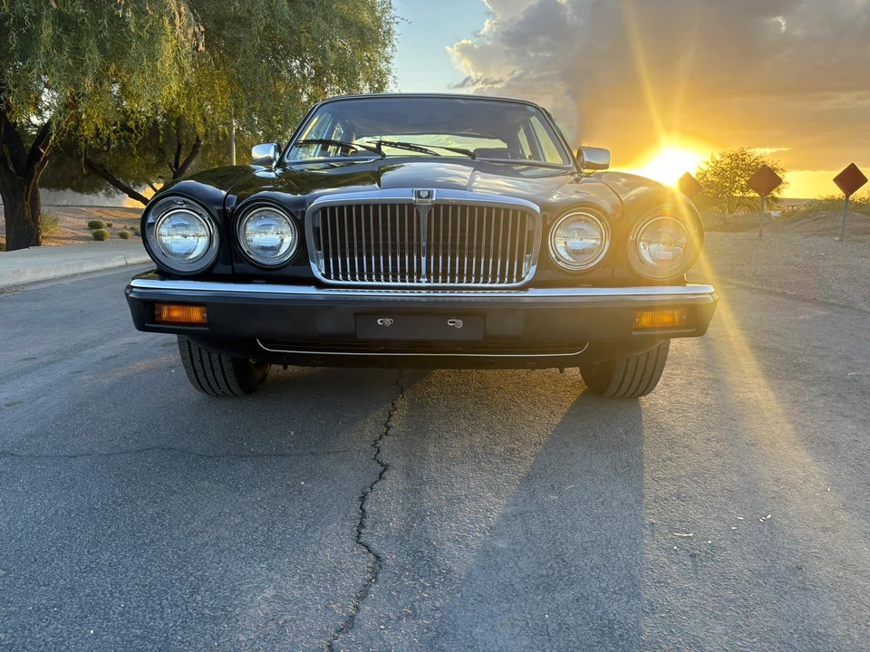 1985 Jaguar XJ Series 3 - Image 24 of 31
