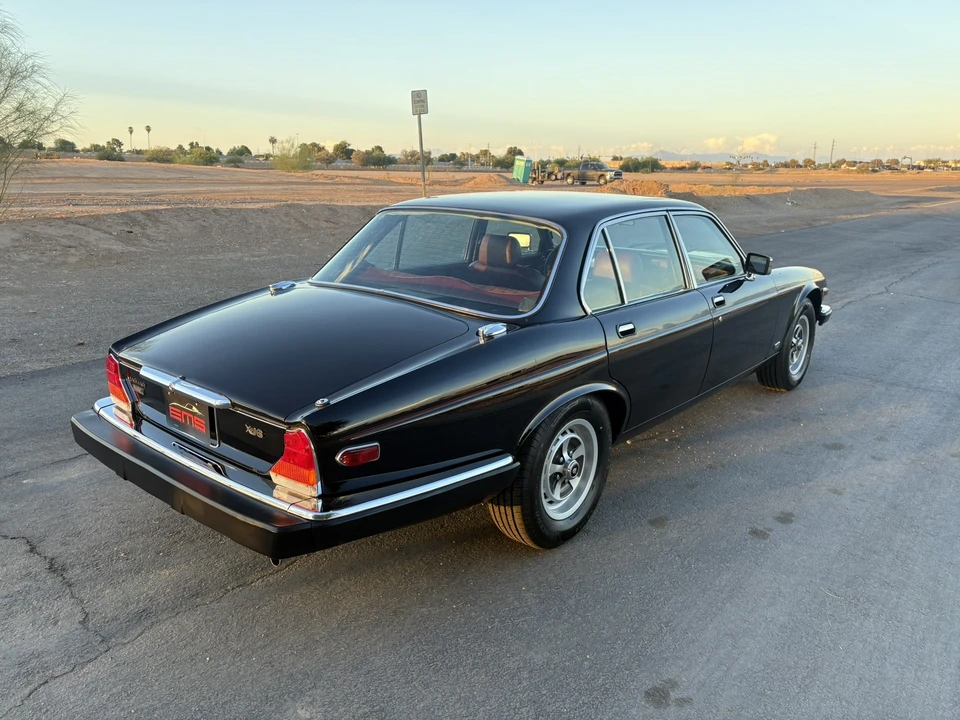 1985 Jaguar XJ Series 3 - Image 9 of 31