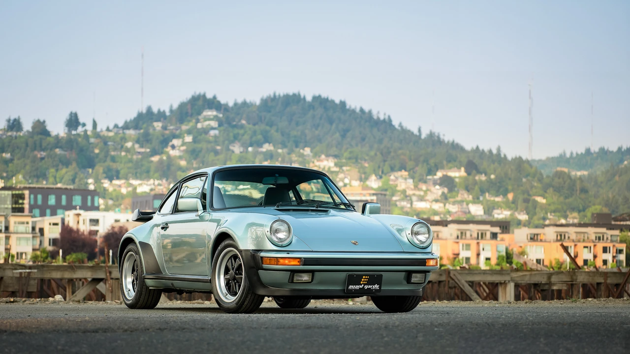 1985 Porsche 911 Carrera 3.2 - Image 5 of 31