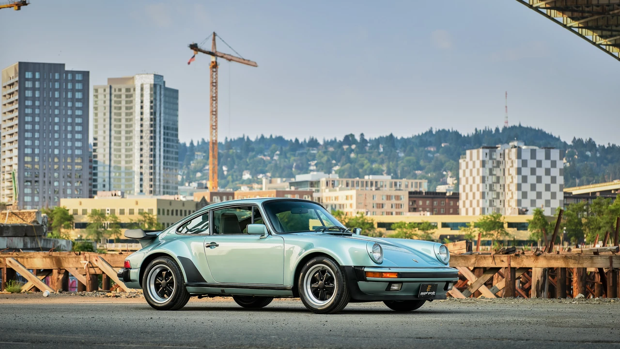 1985 Porsche 911 Carrera 3.2 - Image 7 of 31