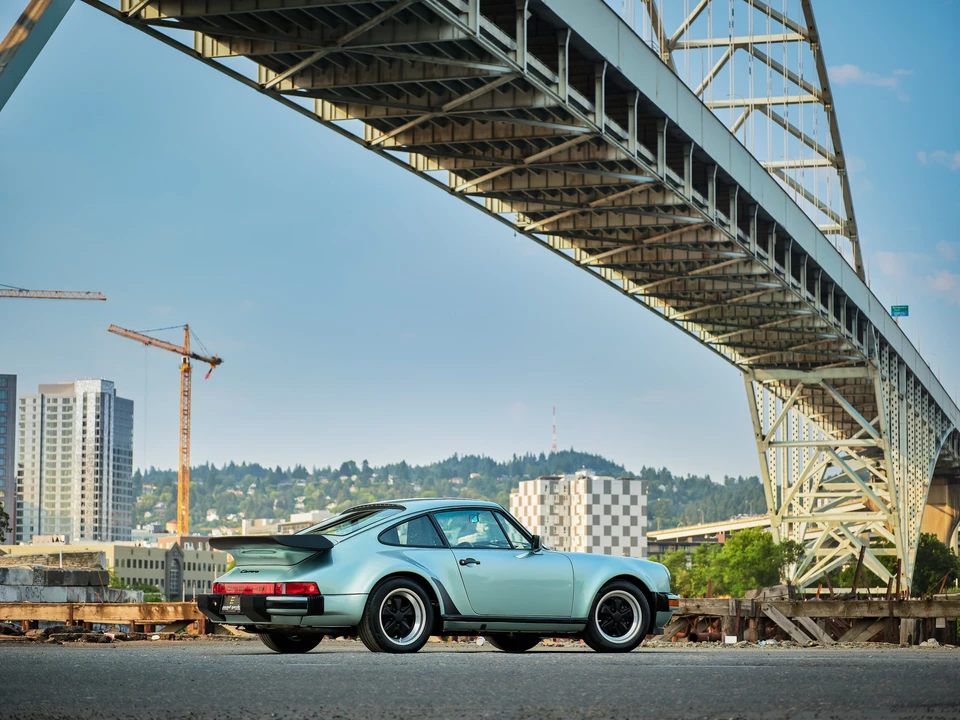 1985 Porsche 911 Carrera 3.2 - Image 17 of 31