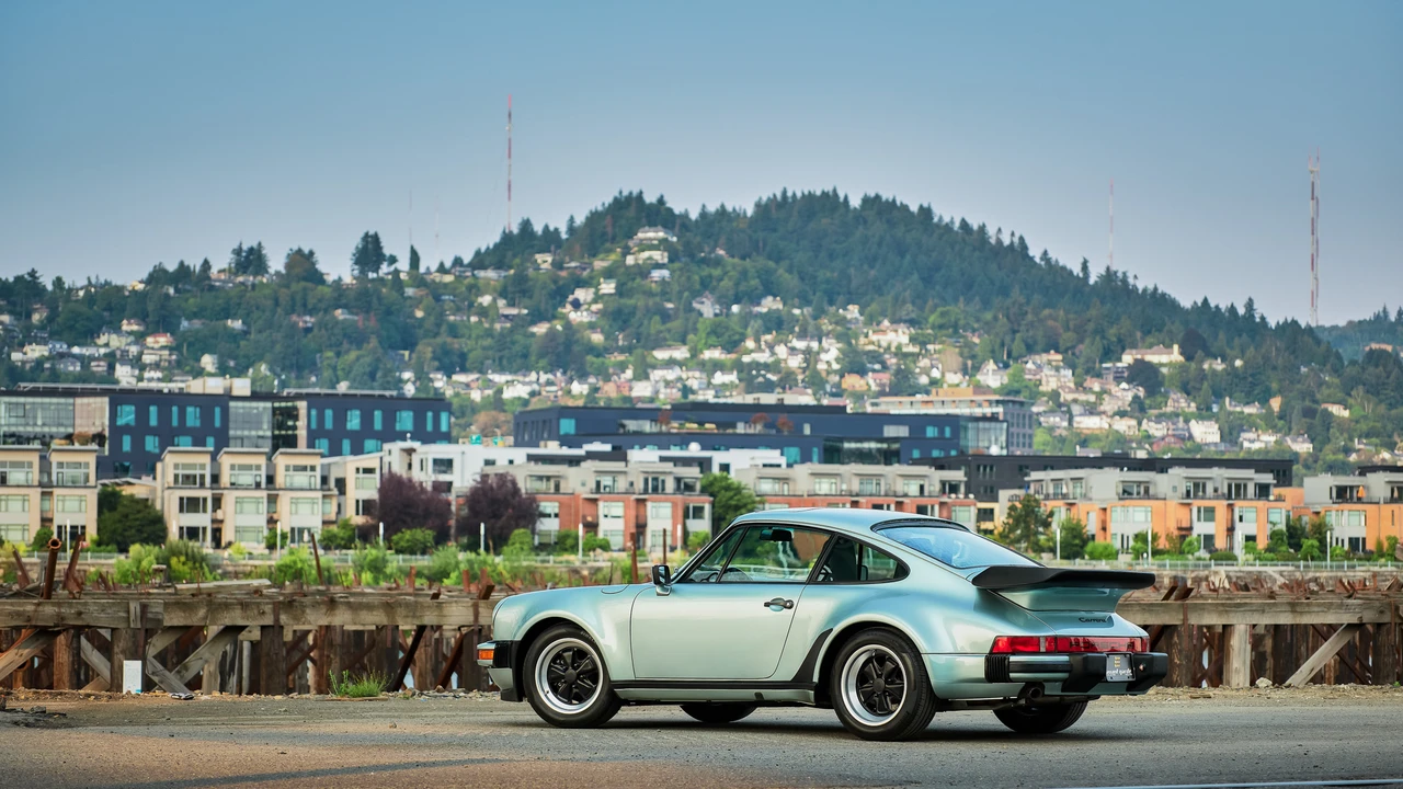 1985 Porsche 911 Carrera 3.2 - Image 18 of 31