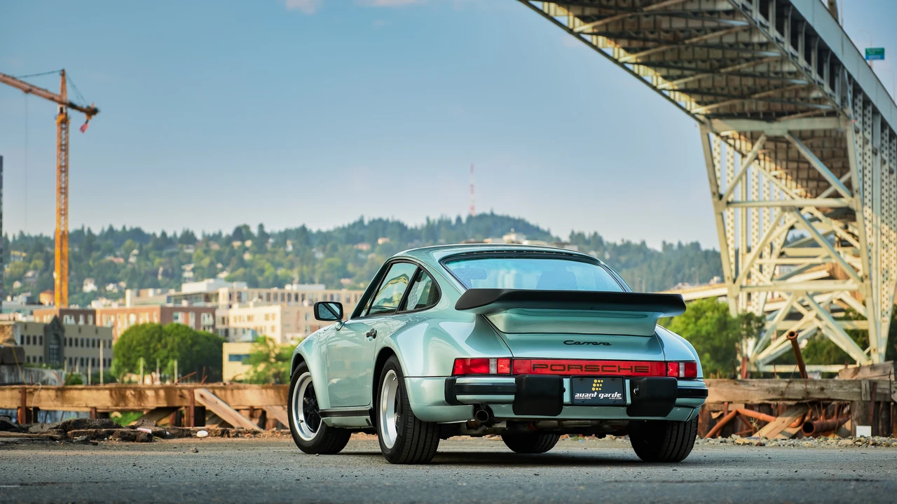 1985 Porsche 911 Carrera 3.2 - Image 19 of 31