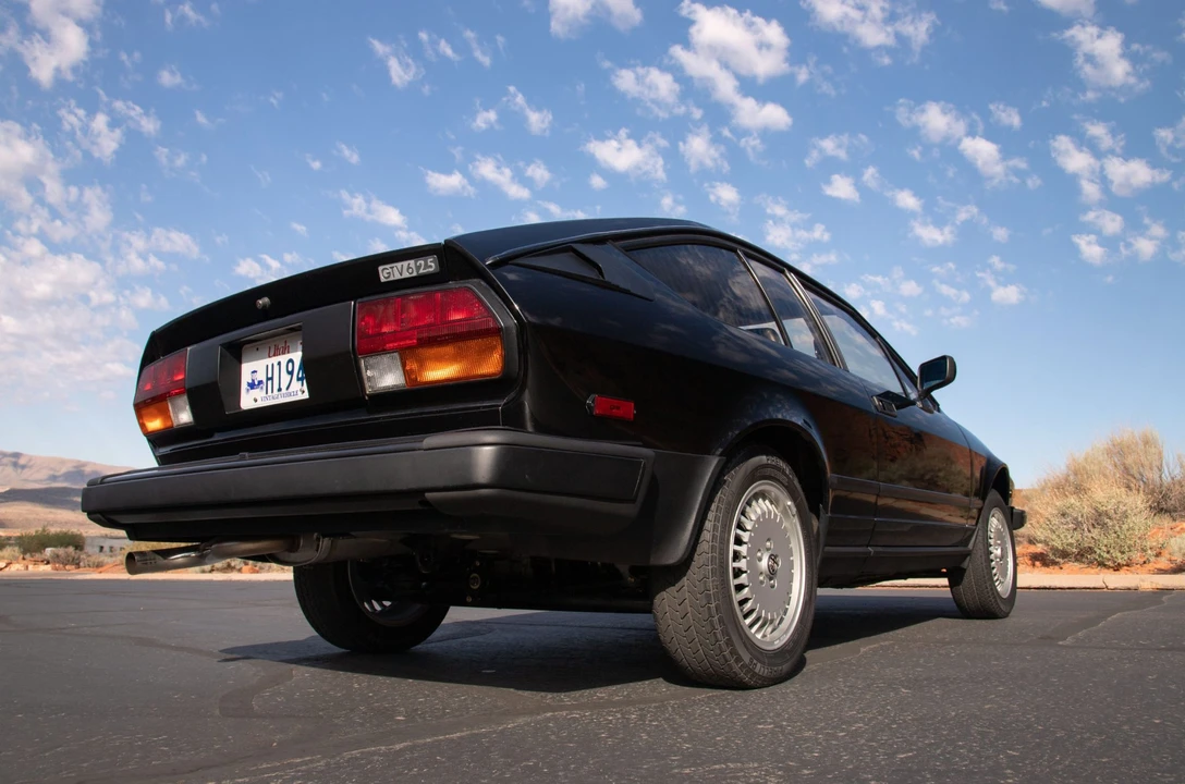 1986 Alfa Romeo Alfetta GT - Image 13 of 31