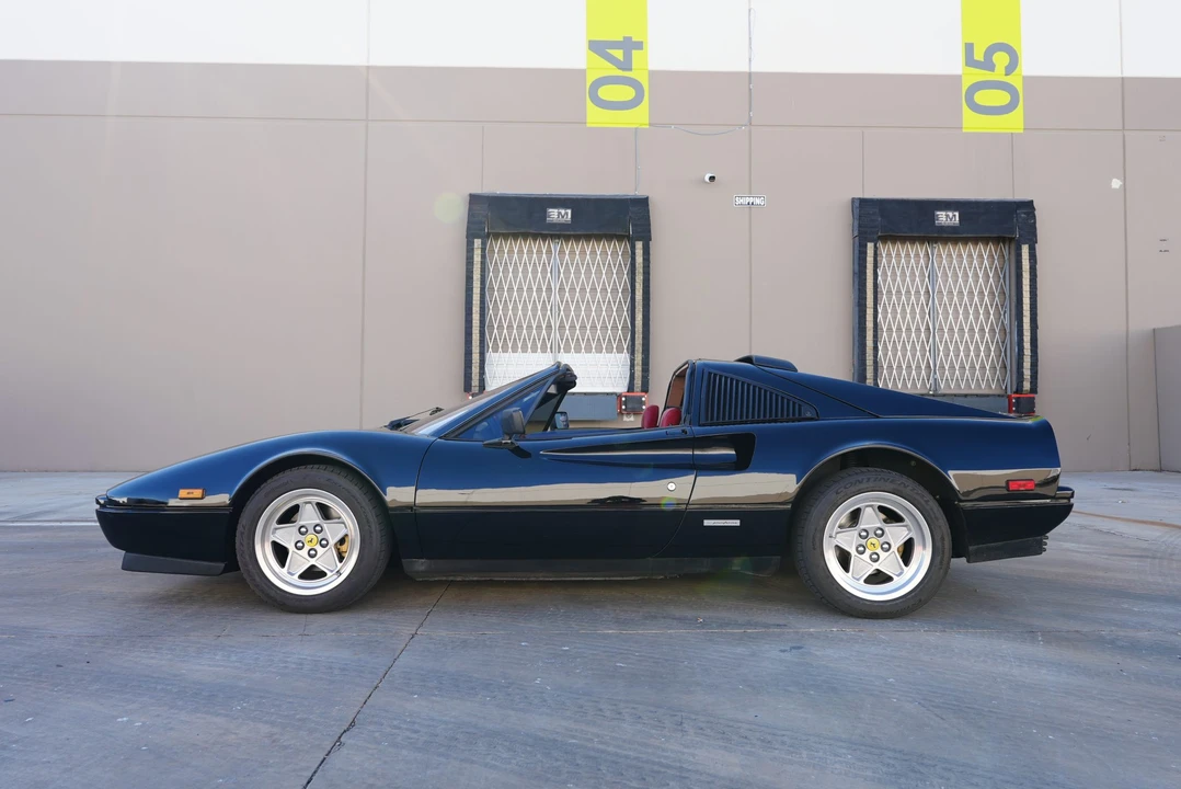 1986 Ferrari 328 GTS - Image 19 of 31
