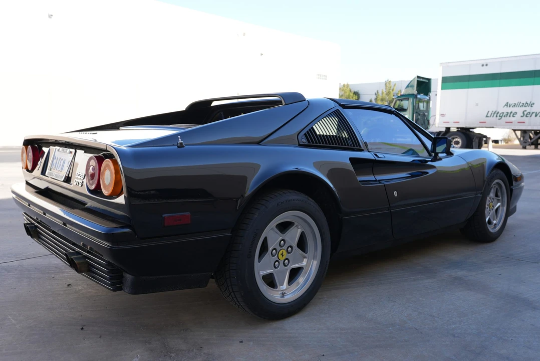 1986 Ferrari 328 GTS - Image 28 of 31
