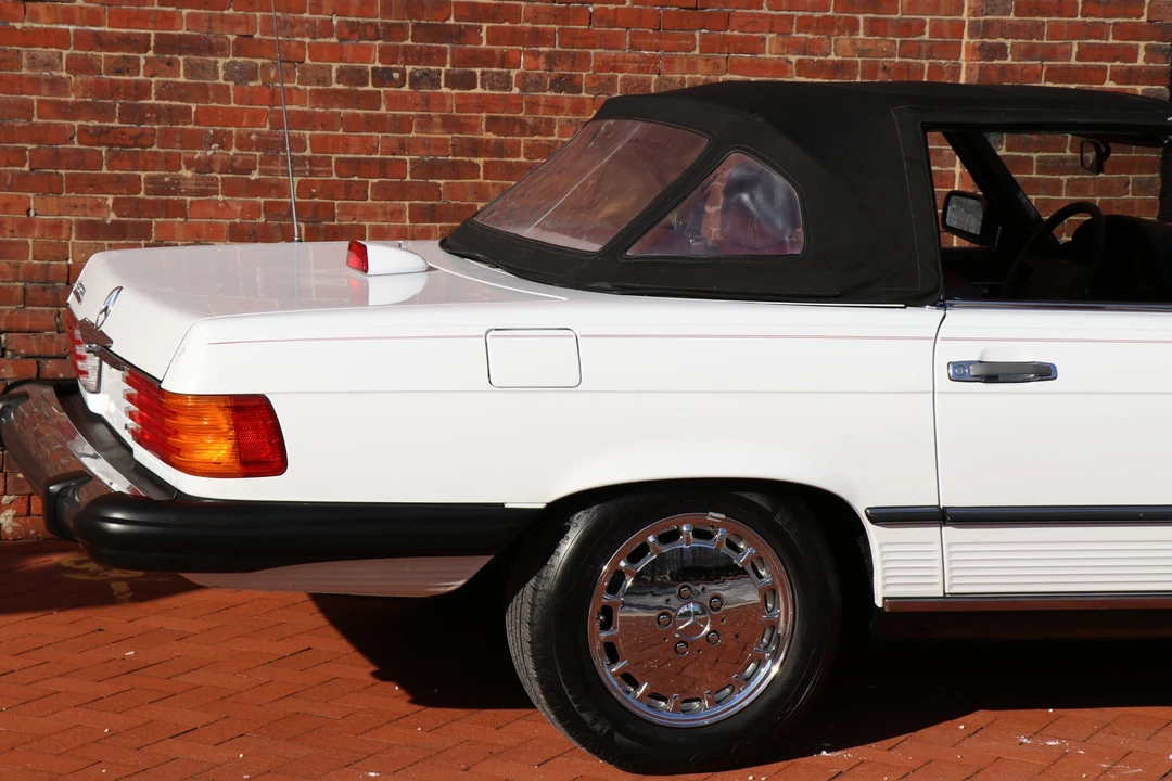 1986 Mercedes-Benz R107 SL-Class - Image 31 of 31