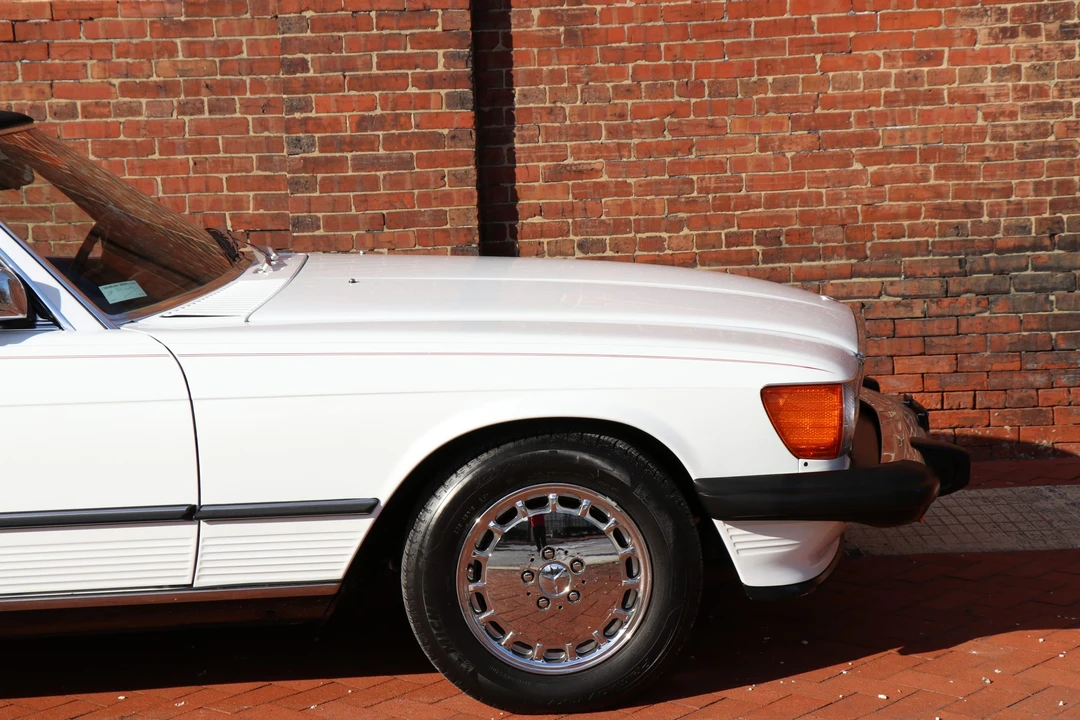 1986 Mercedes-Benz R107 SL-Class - Image 30 of 31