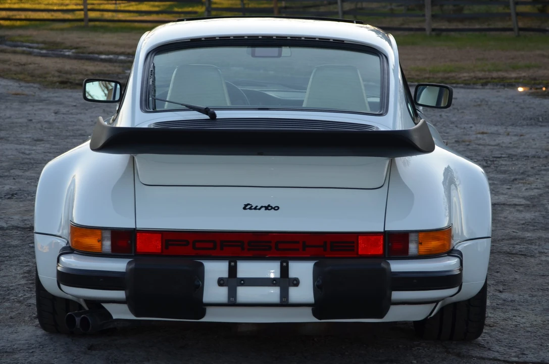 1986 Porsche 930 Turbo - Image 9 of 31