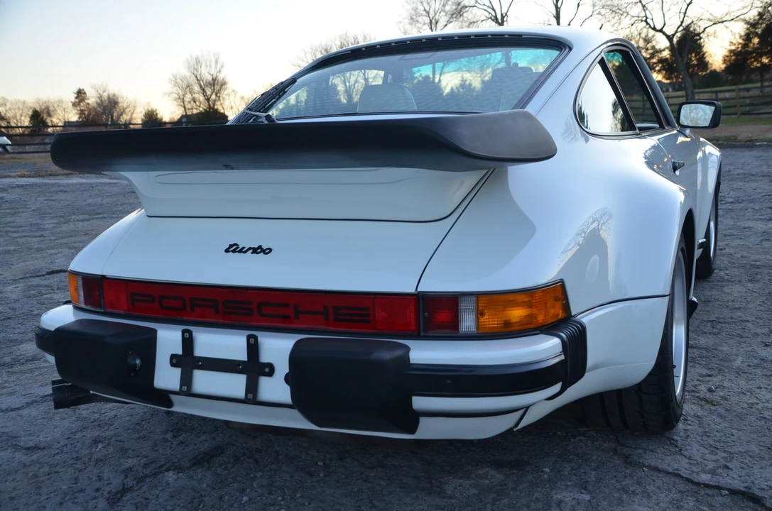 1986 Porsche 930 Turbo - Image 11 of 31