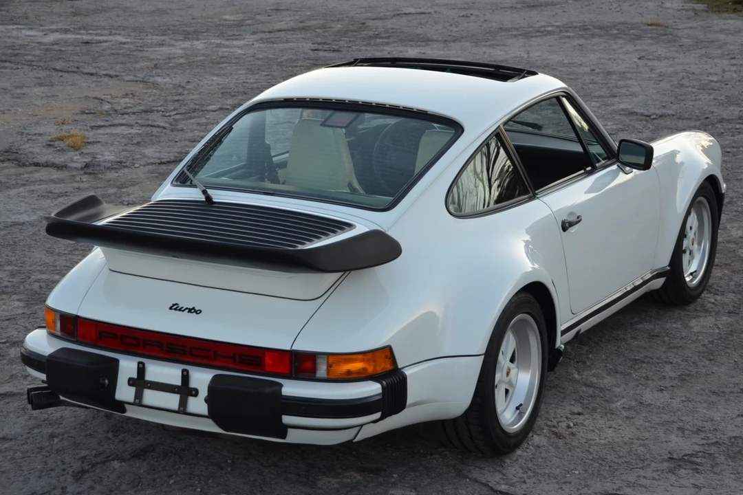1986 Porsche 930 Turbo - Image 12 of 31