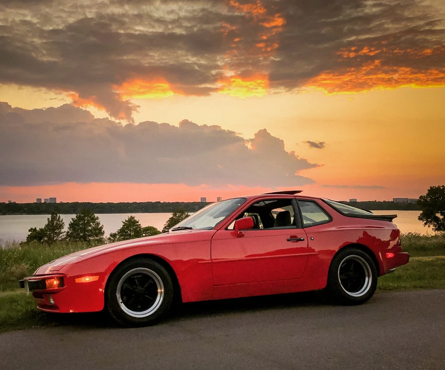 1986 Porsche 944 - Image 2 of 31