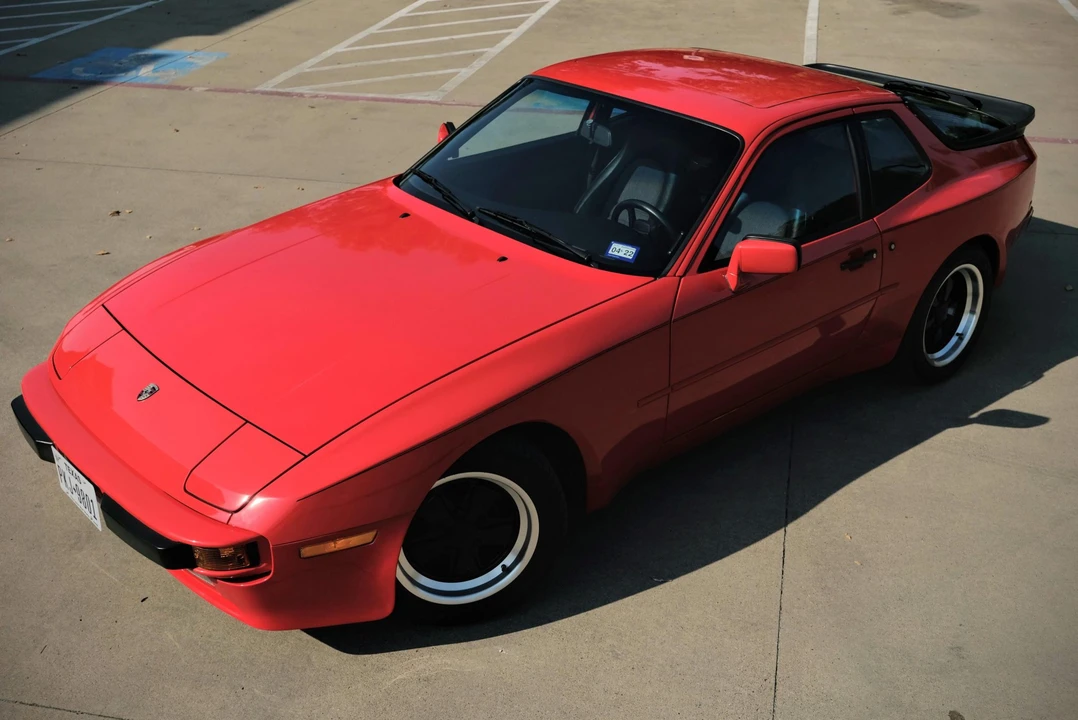 1986 Porsche 944 - Image 4 of 31