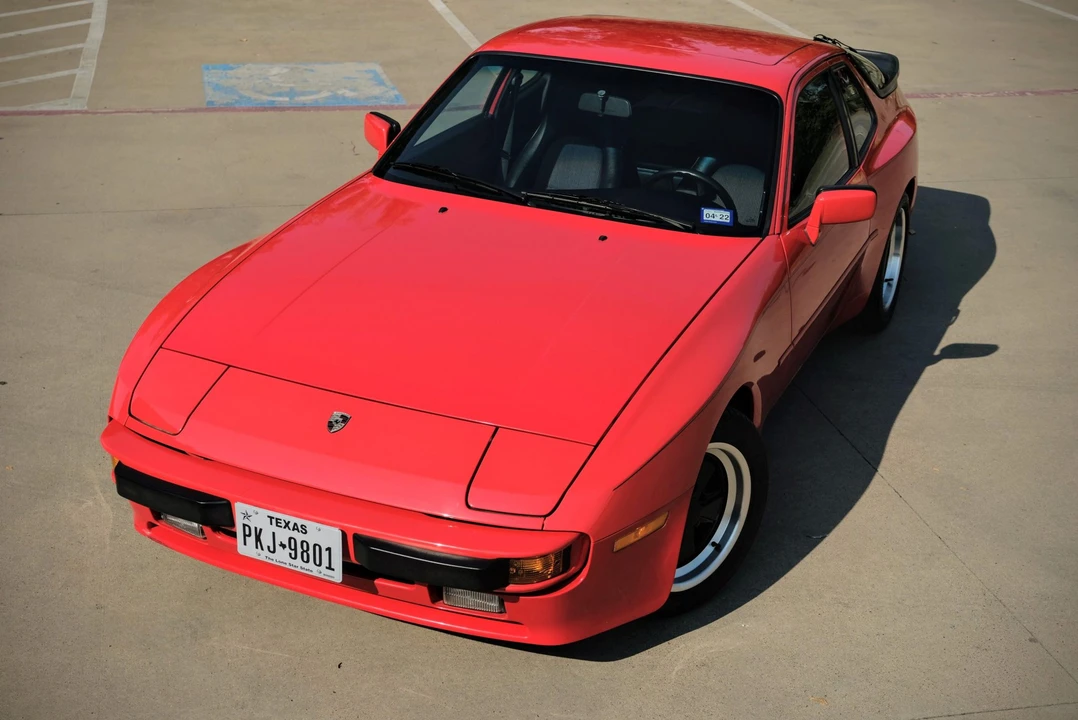 1986 Porsche 944 - Image 3 of 31