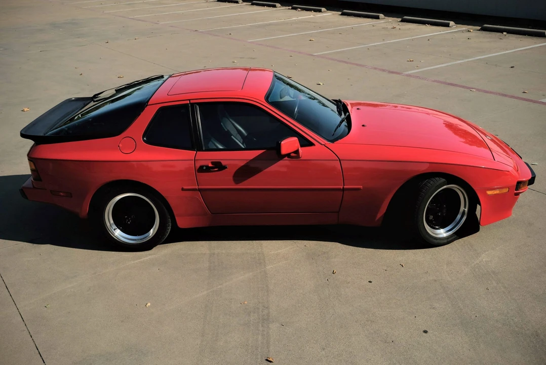 1986 Porsche 944 - Image 20 of 31