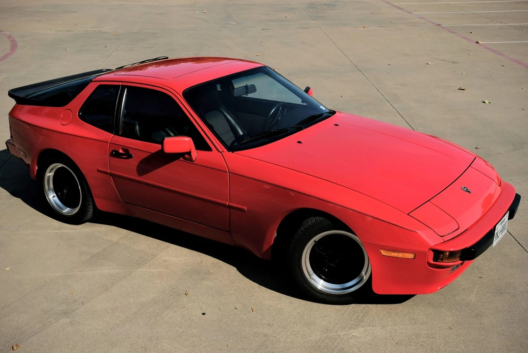 1986 Porsche 944 - Image 23 of 31