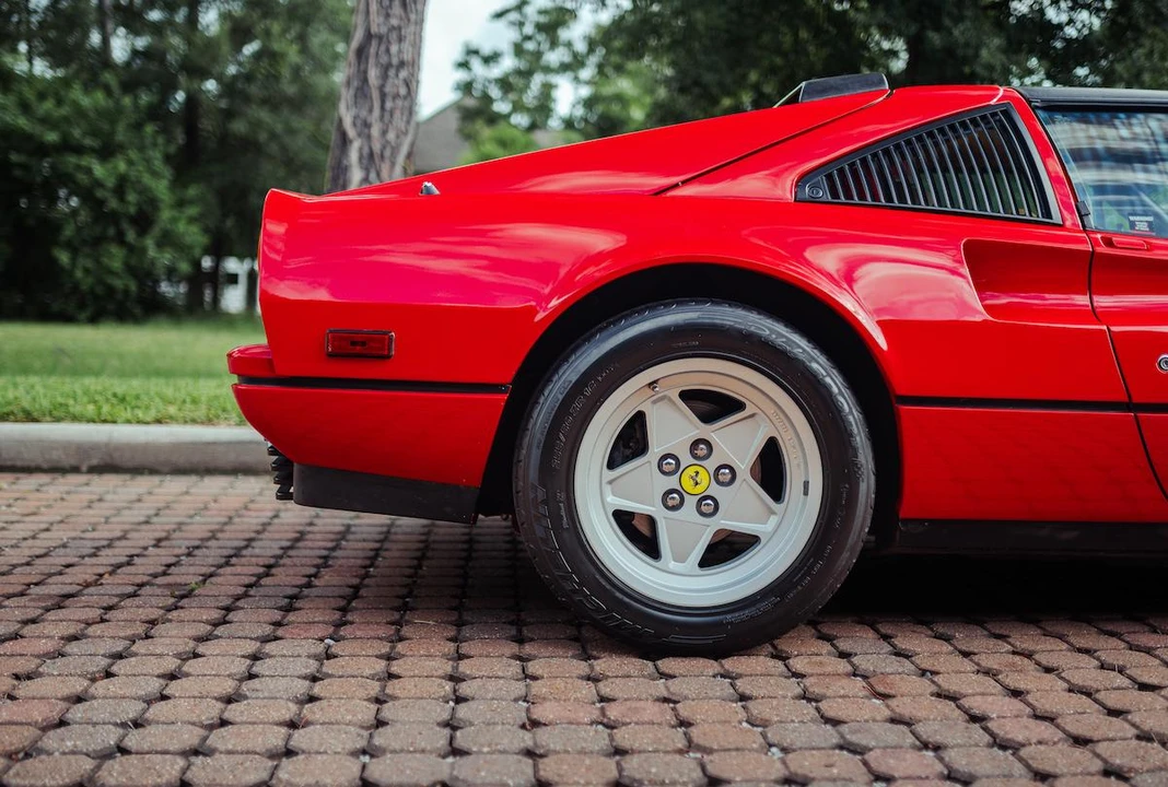 1987 Ferrari 328 GTS - Image 20 of 31