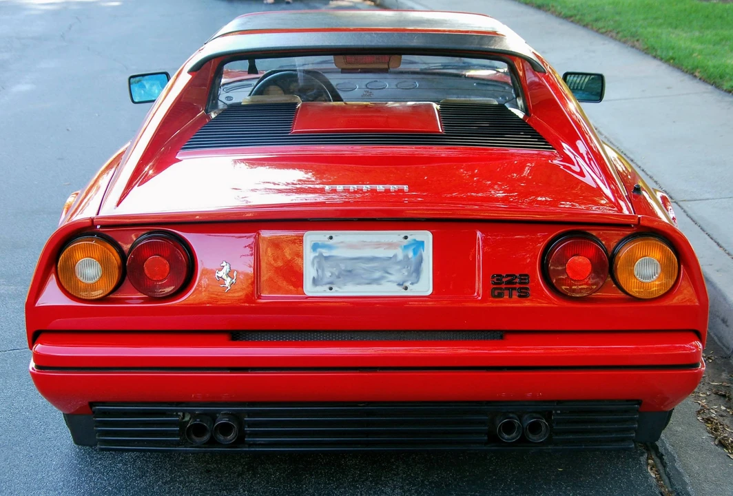1987 Ferrari 328 GTS - Image 9 of 31