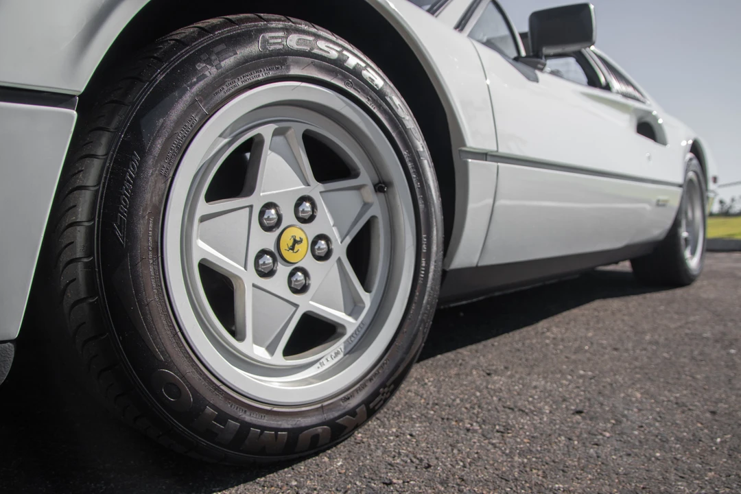 1987 Ferrari 328 GTS - Image 17 of 31