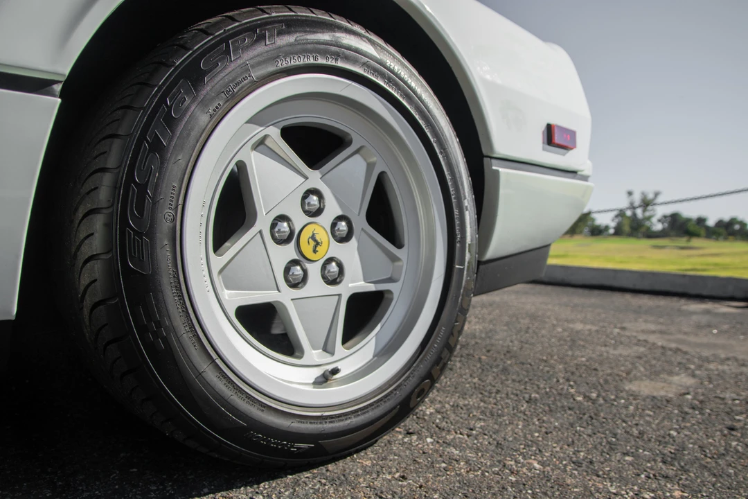 1987 Ferrari 328 GTS - Image 18 of 31