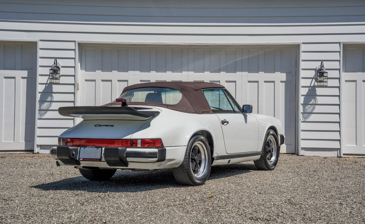 1987 Porsche 911 Carrera 3.2 - Image 17 of 31
