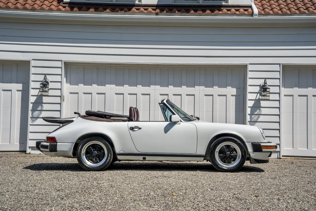 1987 Porsche 911 Carrera 3.2 - Image 10 of 31