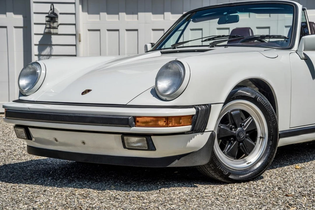 1987 Porsche 911 Carrera 3.2 - Image 29 of 31